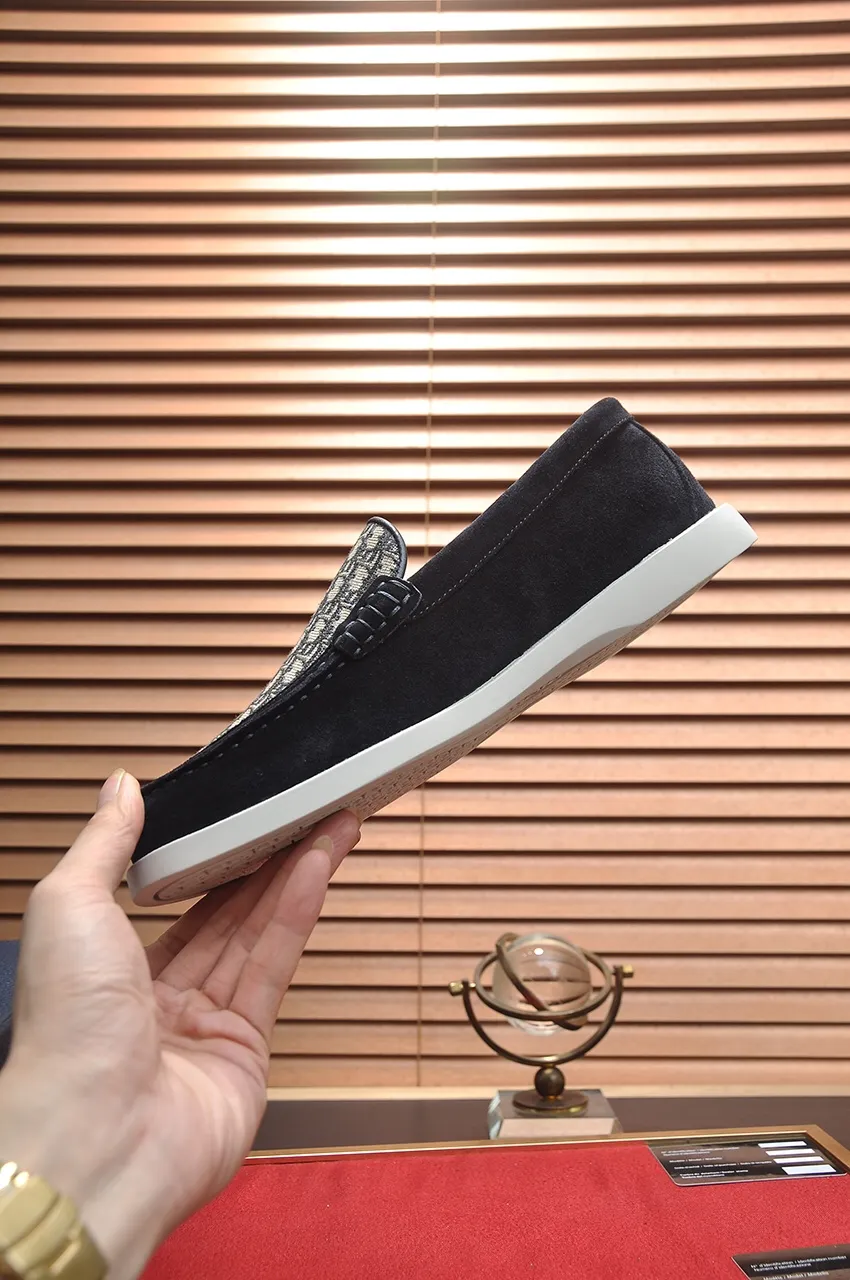 Men's shoes 💰520💶 [Dior] high-end goods Niuli original order quality Dior —🆘. Dior original order purchasing, high-end leather shoes, fabric: imported cowhide from Italy ➕ water-dyed cowhide/cowhide lining ➕ special original outsole, fine workmanship, real-life shooting 🎬 size: 38-45 (customized at 45)